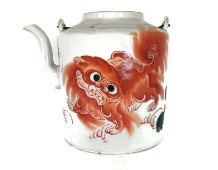 Tea or Coffee pot Chinese Antique hand painted calligraphy red foo dog chien de pho's 