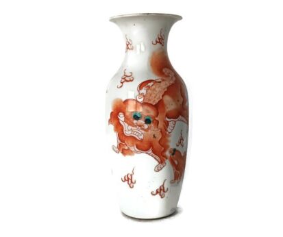 small lovely Chinese antique vase Red foo dog Calligraphy marked