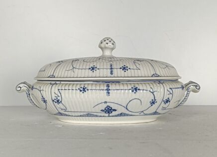 antique oval Tureen blue white Copenhague motive Opaque de Sarreguemines France