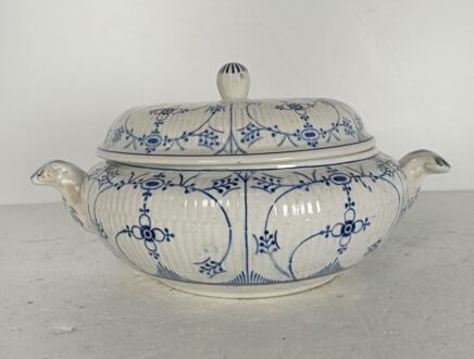 Antique Boch Maastricht  Tureen Dish Serving  Marked copenhagen motive blue white