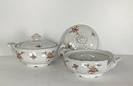 vintage pair Soup Tureens Serving Dishes  Marked Mitterteich Bavaria US zone small flowers