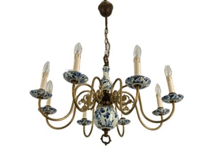 Dutch Delft Blue White Chandelier Porcelain Ornate Brass 8 Lights Arms vintage fixture