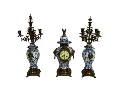 Garniture set of 3 Mantle pieces CLock two candelabras Porcelain Delft blue white Griffin