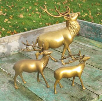 3 Figurines Brass Deer Buck Hollywood regency Vintage Lovely