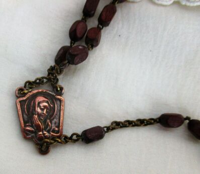 Vintage Rosary Wood Copper Catholic Nun Necklace Prayer Beads Decorative Italy