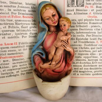 Vintage Holy Water Font Resin Virgin Mary Infant Child Vessel Wall Hanging
