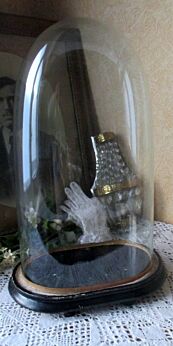 L Antique Victorian Oval Hand Blown Glass Globe Dome Taxidermy Steampunk 18.3"