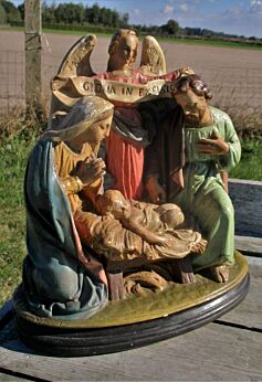 Beautiful Statuette Nativity Holy Family Angel Gloria in Excelsis Deo Plaster