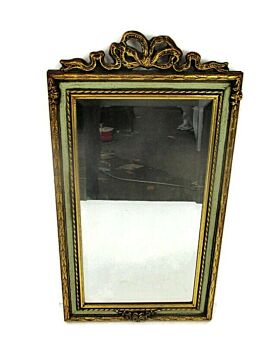 Large Ornate Decorative Wall Hanging Mirror Romantic Hollywood Regency Resin Beveled glass