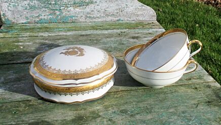 Authentic Limoges Porcelain France Round Lidded Trinket Box 2 Cups Courtship
