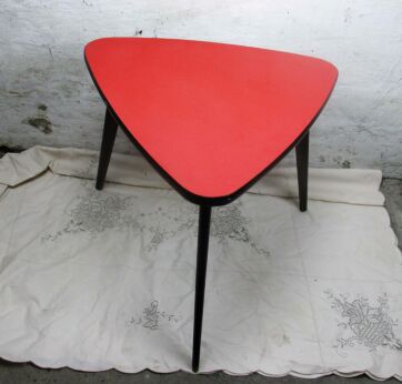 Retro Tripod Coffee Table Side Table Atomic Mid Century Modern Funky Rockabilly