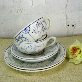 Breakfast for two set Villeroy Boch copenhague Motif Blue white Oversized Cups