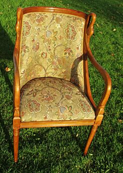 Large Swan Arm Chair Fauteuil Gobelin Tapestry Carved Wood Stunning Stylish