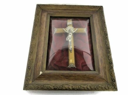 Ornate Wooden Frame Red Velvet Convex Glass Christ Crucifix HTF Lovely