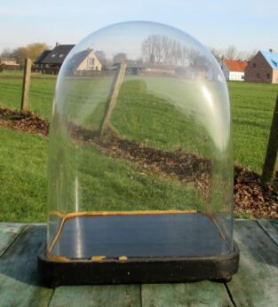 Rectangle Rare Victorian Antique Hand Blown Glass Dome Globe Mantel Piece Clock