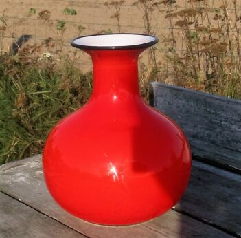 Red Bulb Vase Black Edge Cased Art Glass vase