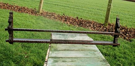 Long Vintage English Dark Carved Wood Plate Display Rack Ornate Beautiful