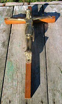 Modernist Wall Hanging Spelter wood Crucifix Cross Jesus Christ 14.17"