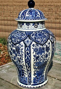 Vintage Boch Belgium Royal Sphinx Delfts Delft Vase Urn Marked Blue White