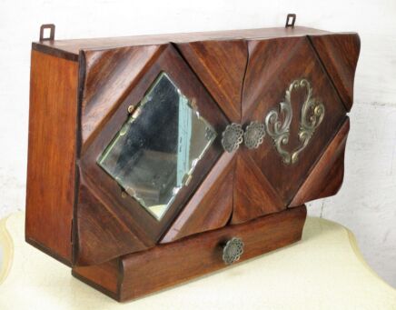Vintage Apothecary Wall Medicine Cabinet Rockabilly 50s Brass Elements
