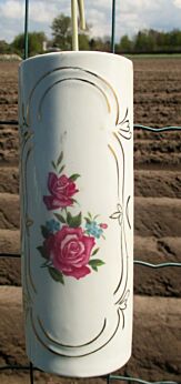 Ceramic Hanging Humidifier Radiator Dry Air Moister Flowers Rose Marked