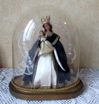 Vintage Madonna Virgin Mary Baby Jesus Wax Pressed Glass Oval Globe Dome 12.6"