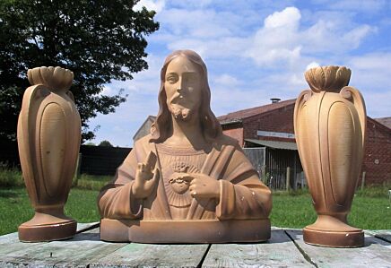 Plaster Statuette Bust Jesus Christ 2 Matching Vases Brown Holy Heart Marked