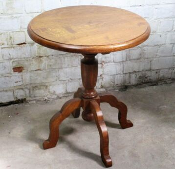 Small Oak Wine Table Side Table Pedestal Plant Stand round Heavy Beautiful