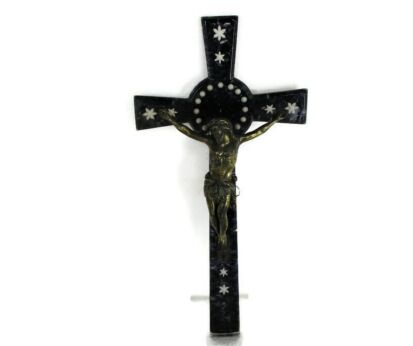 Hanging Crucifix Corpus Jesus Christ Plastic Brass Corpus, flowers inside the glass Edelweiss lovely