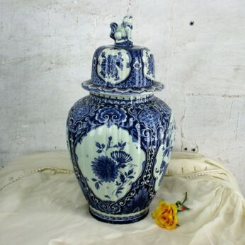 Large Royal Sphinx Maastricht Delft Vase Urn Marked Blue White Foo Dog 21.65"