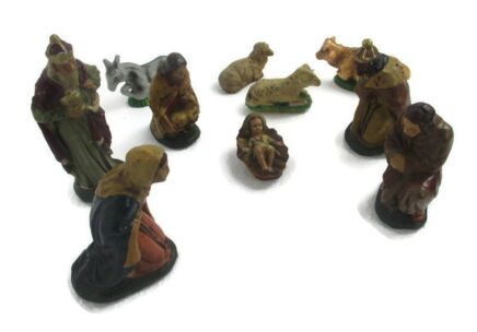Retro Nativity Christmas Scene Set  Stables Figures Figurines Resin Italy set of 10 pieces