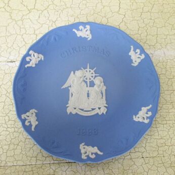 Annonciation Christmas Plate 1996 Jasperware Baby Blue Lavendel Collector