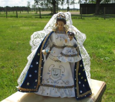 Vintage Madonna Virgin Mary Baby Jesus Blue Cape Maritime Spanish Look Stunning
