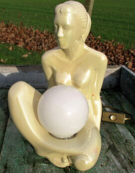 Vintage NOS Table Side Desk Lamp Ceramic Nude Woman Italian Ball lamp Donna