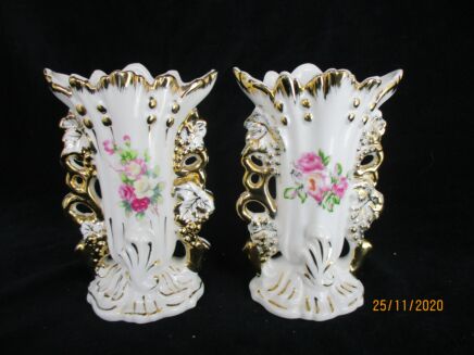 Lovely couple mini Vintage French Porcelain Fan Flair Bridal Cornets Vases 5.31"