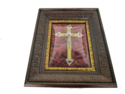 Antique Wooden Frame Red Velvet Convex Glass Crucifix Cross Corpus Christi