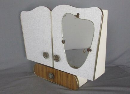 Vintage Apothecary Wall Medicine Kitchen Cabinet Rockabilly 50s Elements