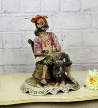 Large Capodimonte Cobbler Figurine Statue Shoemaker Italy Authentic Marked