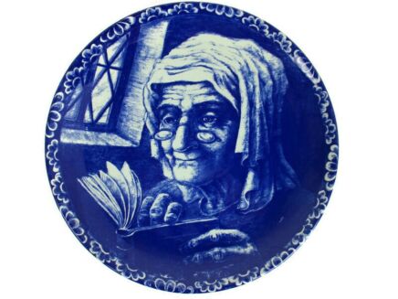 Boch Delft Blue Hand Painted Wall Charger Plate Hanging Blue White Old Lady book