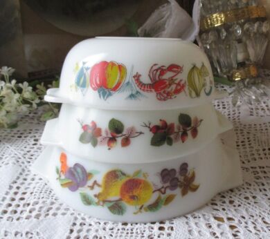Vintage JAJ English Pyrex,3 Casseroles Dishes Fruit Vegetables Autumn