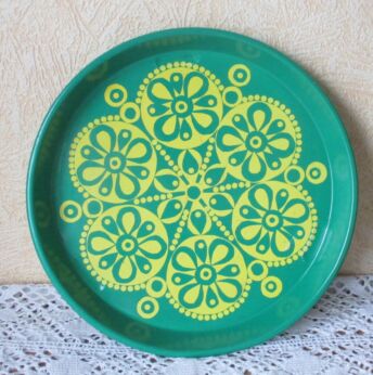 vintage retro enamel serving plate Green Yellow