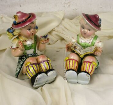 Vintage Ceramic Porcelain Couple Boy Girl Alps Marked LE Italy Figurines