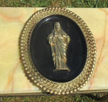 Very Lovely Brass Wood Oval Wall Plate Jesus Christ Hobnails