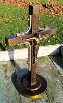 Art Deco Brass Chrome Table Crucifix Cross Christian Jesus Round Foot gorgeous