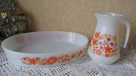 Vintage Retro Arcopal Flowers Casserole Oven Dish Pitcher France French Lovely
