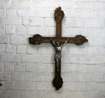 Large Vintage Oak Hanging Crucifix Cross Jesus Christ Spelter Corpus 29.92"