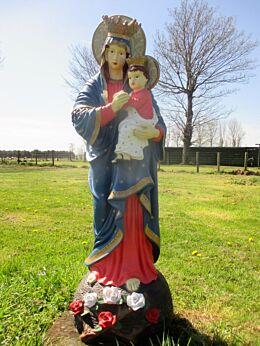XL Vintage Virgin Mary Madonna and Child Plastic Garden Statue Polychrome 40.55"