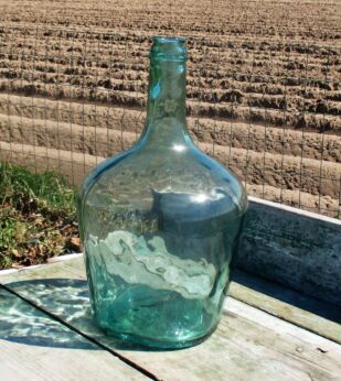 Vintage Green Viresa Liquor Wine glass Bottle Marked Authentic