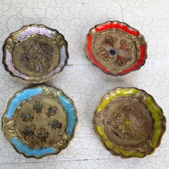 Mid Century Hollywood Regency Florentine Italy 4 coasters Gold Gilt Resin