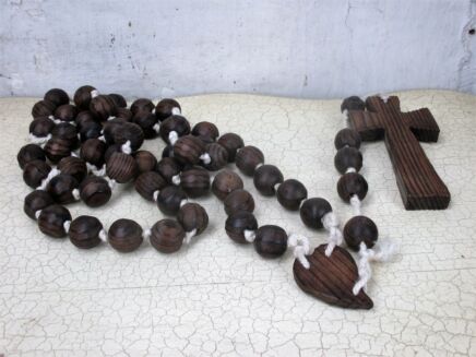 Large Wooden Vintage Rosary Prayer Beads Wall Hanging Priest Nun Agnus Dei